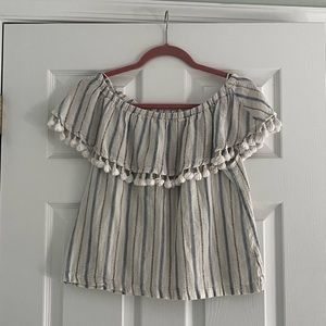 Artisan NY Off shoulder top